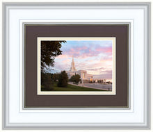 Load image into Gallery viewer, Bountiful Pastel Light
