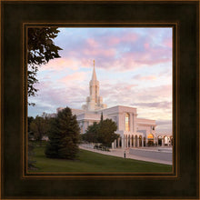 Load image into Gallery viewer, Bountiful Pastel Light
