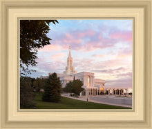 Load image into Gallery viewer, Bountiful Pastel Light
