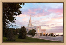 Load image into Gallery viewer, Bountiful Pastel Light
