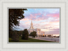 Load image into Gallery viewer, Bountiful Pastel Light
