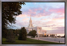 Load image into Gallery viewer, Bountiful Pastel Light
