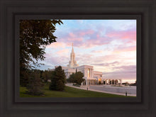 Load image into Gallery viewer, Bountiful Pastel Light
