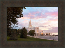 Load image into Gallery viewer, Bountiful Pastel Light
