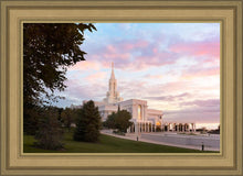 Load image into Gallery viewer, Bountiful Pastel Light

