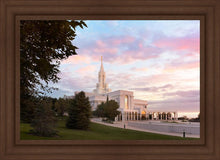 Load image into Gallery viewer, Bountiful Pastel Light
