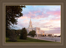 Load image into Gallery viewer, Bountiful Pastel Light
