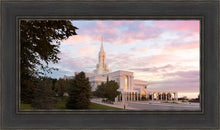 Load image into Gallery viewer, Bountiful Pastel Light
