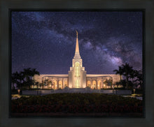 Load image into Gallery viewer, Fort Lauderdale Celestial
