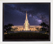 Load image into Gallery viewer, Fort Lauderdale Celestial
