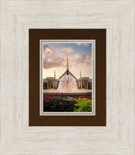 Load image into Gallery viewer, Chicago Fountain

