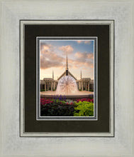 Load image into Gallery viewer, Chicago Fountain
