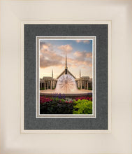Load image into Gallery viewer, Chicago Fountain
