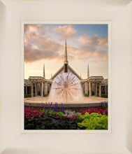 Load image into Gallery viewer, Chicago Fountain
