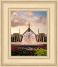 Load image into Gallery viewer, Chicago Fountain
