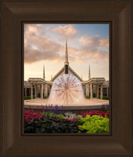Load image into Gallery viewer, Chicago Fountain
