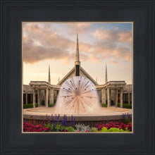 Load image into Gallery viewer, Chicago Fountain
