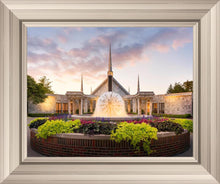 Load image into Gallery viewer, Chicago Temple Eventide
