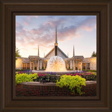 Load image into Gallery viewer, Chicago Temple Eventide
