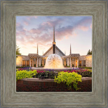 Load image into Gallery viewer, Chicago Temple Eventide
