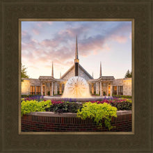 Load image into Gallery viewer, Chicago Temple Eventide
