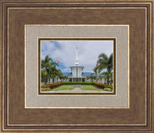 Load image into Gallery viewer, Pape'ete In The Day
