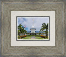 Load image into Gallery viewer, Pape'ete In The Day
