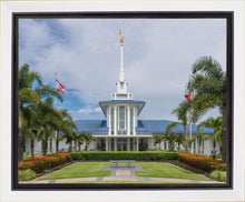 Load image into Gallery viewer, Pape'ete In The Day

