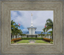 Load image into Gallery viewer, Pape'ete In The Day
