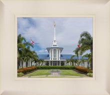 Load image into Gallery viewer, Pape'ete In The Day
