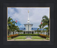 Load image into Gallery viewer, Pape'ete In The Day
