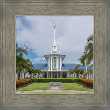 Load image into Gallery viewer, Pape'ete In The Day
