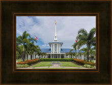 Load image into Gallery viewer, Pape'ete In The Day

