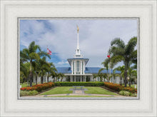 Load image into Gallery viewer, Pape'ete In The Day
