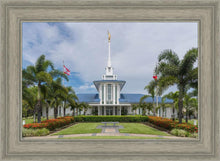 Load image into Gallery viewer, Pape'ete In The Day
