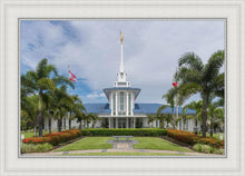 Load image into Gallery viewer, Pape'ete In The Day
