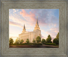 Load image into Gallery viewer, Kansas City Brightly Beams
