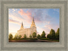 Load image into Gallery viewer, Kansas City Brightly Beams
