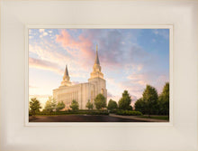Load image into Gallery viewer, Kansas City Brightly Beams
