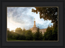 Load image into Gallery viewer, Columbus Sunburst
