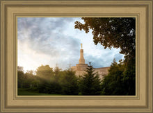 Load image into Gallery viewer, Columbus Sunburst

