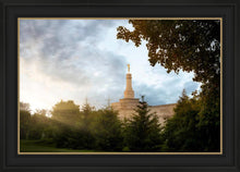Load image into Gallery viewer, Columbus Sunburst
