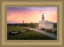 Load image into Gallery viewer, Nauvoo Sunburst Daybreak
