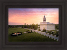 Load image into Gallery viewer, Nauvoo Sunburst Daybreak
