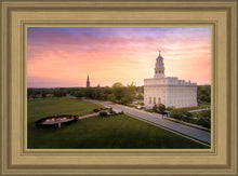 Load image into Gallery viewer, Nauvoo Sunburst Daybreak
