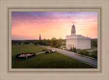 Load image into Gallery viewer, Nauvoo Sunburst Daybreak
