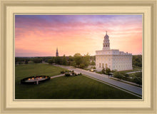 Load image into Gallery viewer, Nauvoo Sunburst Daybreak
