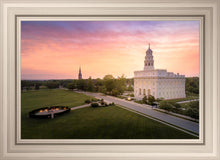 Load image into Gallery viewer, Nauvoo Sunburst Daybreak
