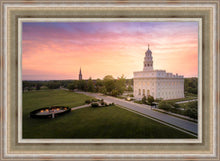 Load image into Gallery viewer, Nauvoo Sunburst Daybreak
