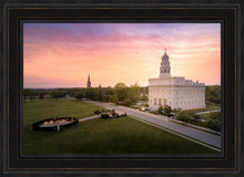 Load image into Gallery viewer, Nauvoo Sunburst Daybreak

